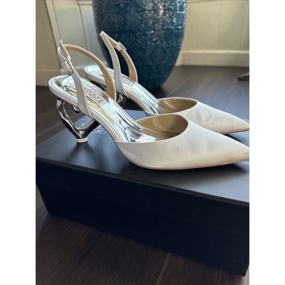 Badgley Mischka Anthropologie Weddings Lucille Heels White Sz 7 - Picture 3 of 6